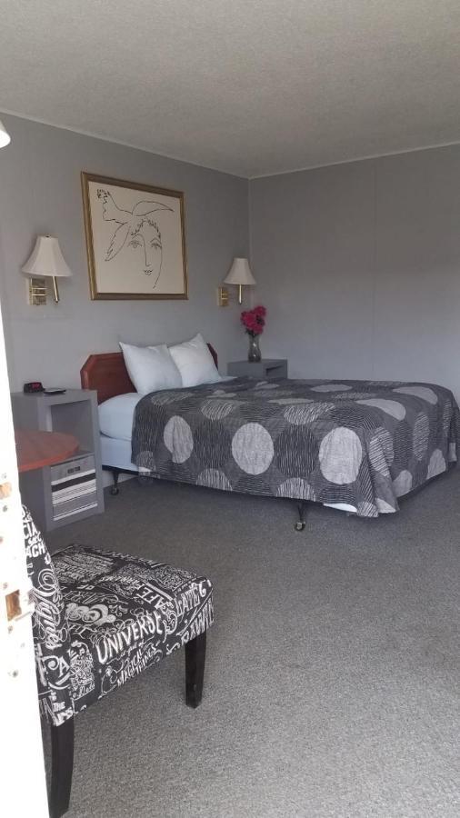 Broadway Inn Yankton Ngoại thất bức ảnh